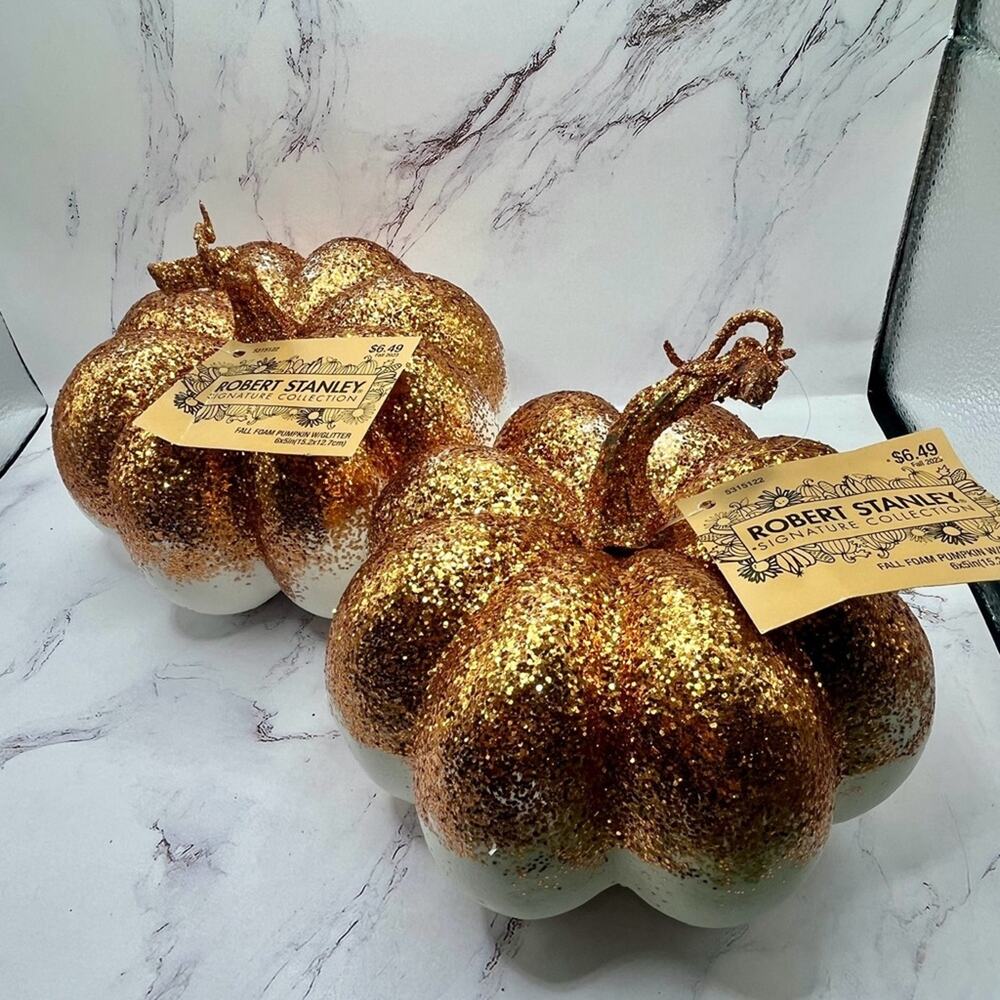 NWT set of glitter orange and white pumpkins